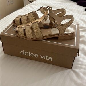 Dolce Vita Metallic Gold Sandals Holis Fisherman